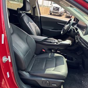 2024 KIA EV6 WIND — миниатюра 33