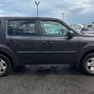 2014 Honda PILOT LX 照片 11