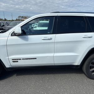 JEEP GRAND CHEROKEE - 4