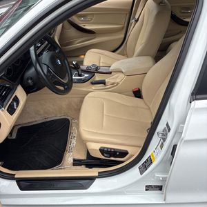 صورة مصغرة 32 لـ 2015 BMW 328I XDRIVE