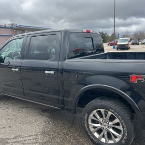 FORD F-150 LARIAT - 6