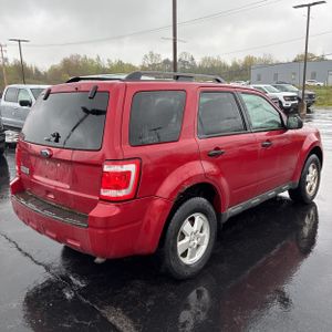 FORD ESCAPE XLT - 8