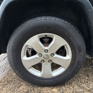 2012 JEEP GRAND CHEROKEE LAREDO — миниатюра 19