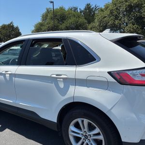 FORD EDGE SEL - 6