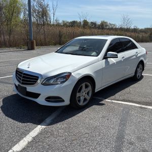 MERCEDES-BENZ E-CLASS - 1