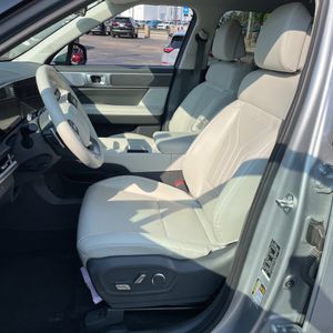 صورة 31 لـ 2025 Hyundai SANTA FE SEL