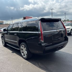 2018 Cadillac ESCALADE ESV LUXURY 照片 5
