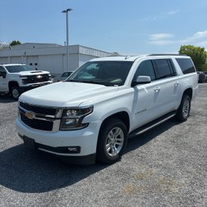 CHEVROLET SUBURBAN - 1