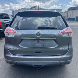 2016 Nissan ROGUE SV 照片 6