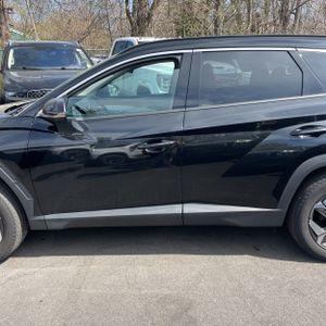 HYUNDAI TUCSON LIMITED - 4