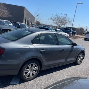 VOLKSWAGEN JETTA S 4D SEDAN - 10