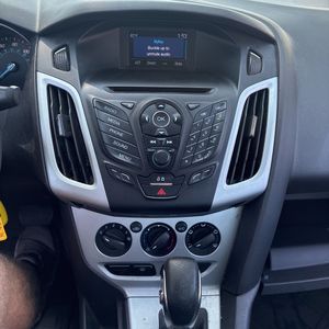 2014 FORD FOCUS SE 缩略图 37