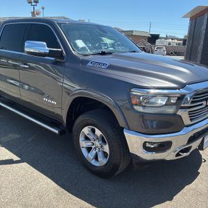 2020 RAM 1500 LARAMIE — миниатюра 13