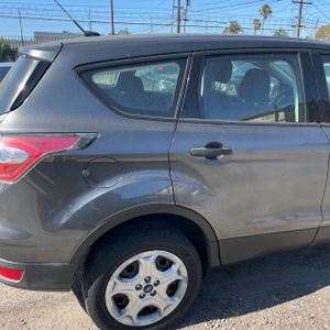 2017 FORD ESCAPE S 照片 9