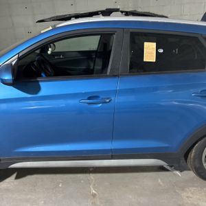 HYUNDAI TUCSON SEL - 4