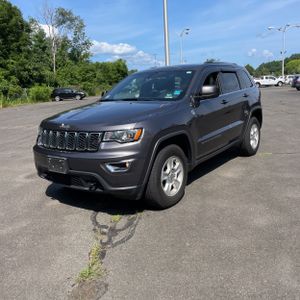 2017 JEEP GRAND CHEROKEE LAREDO — фото 1