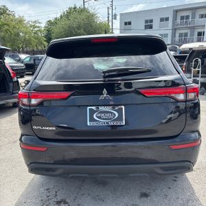 MITSUBISHI OUTLANDER ES 2.5 2WD - 7