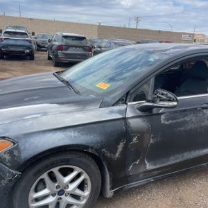 2014 FORD FUSION SE 照片 2