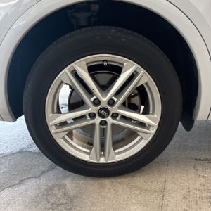 صورة 19 لـ 2021 AUDI Q5 PREMIUM