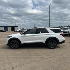 FORD EXPLORER ST-LINE - 3