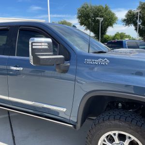 CHEVROLET SILVERADO 2500HD HIGH COUNTRY - 9