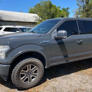 FORD F-150 XLT - 2