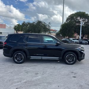 صورة 10 لـ 2023 Honda PILOT EX-L