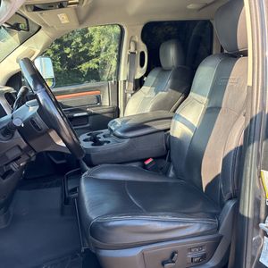 2016 RAM 3500 LARAMIE thumbnail 33