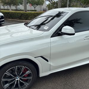BMW X6 M50I - 2