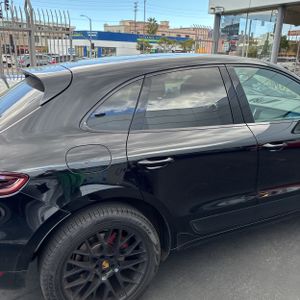 PORSCHE MACAN GTS - 8