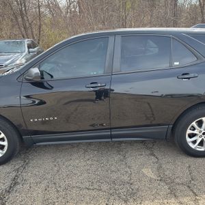 CHEVROLET EQUINOX LS - 4