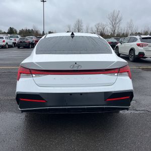 HYUNDAI ELANTRA SEL - 7