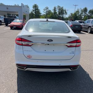 FORD FUSION SE - 7