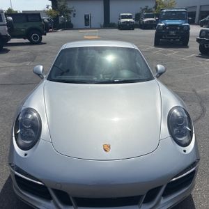 صورة 15 لـ 2015 Porsche 911 CARRERA 4 GTS