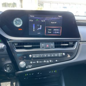 صورة مصغرة 37 لـ 2022 Lexus ES 350 BASE