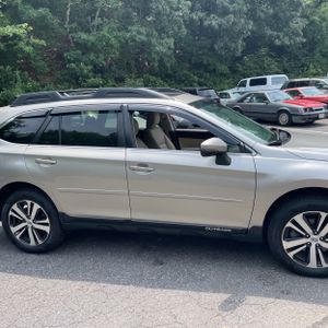 2019 Subaru OUTBACK 3.6R LIMITED — миниатюра 11
