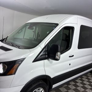 FORD TRANSIT-350 PASSENGER V. XLT - 2