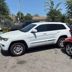 2018 JEEP GRAND CHEROKEE LAREDO 照片 3