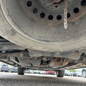 2016 Toyota SEQUOIA LIMITED — миниатюра 25