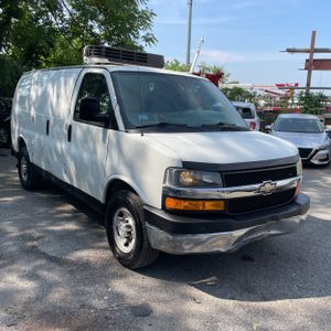 2015 Chevrolet EXPRESS 2500 — миниатюра 12