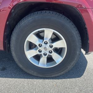 2013 Toyota 4RUNNER SR5 thumbnail 20