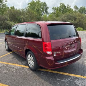 2017 Dodge GRAND CARAVAN SE — фото 5