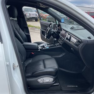 2023 Porsche MACAN — миниатюра 32