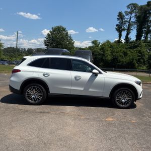 MERCEDES-BENZ GLC - 10