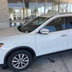 صورة 2 لـ 2019 Nissan ROGUE SV