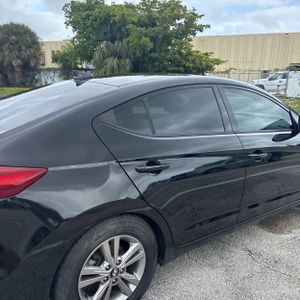 HYUNDAI ELANTRA SEL - 9