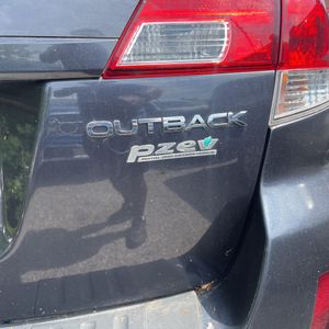 2010 Subaru OUTBACK PREMIUM — миниатюра 21