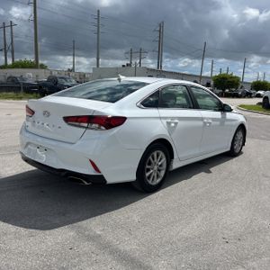 2018 Hyundai SONATA SE 照片 8