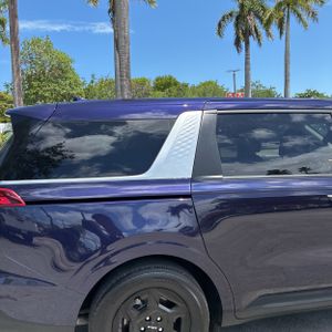 KIA CARNIVAL LXS - 9