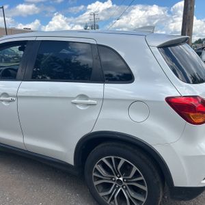 صورة 6 لـ 2019 Mitsubishi OUTLANDER SPORT 2.0 SE